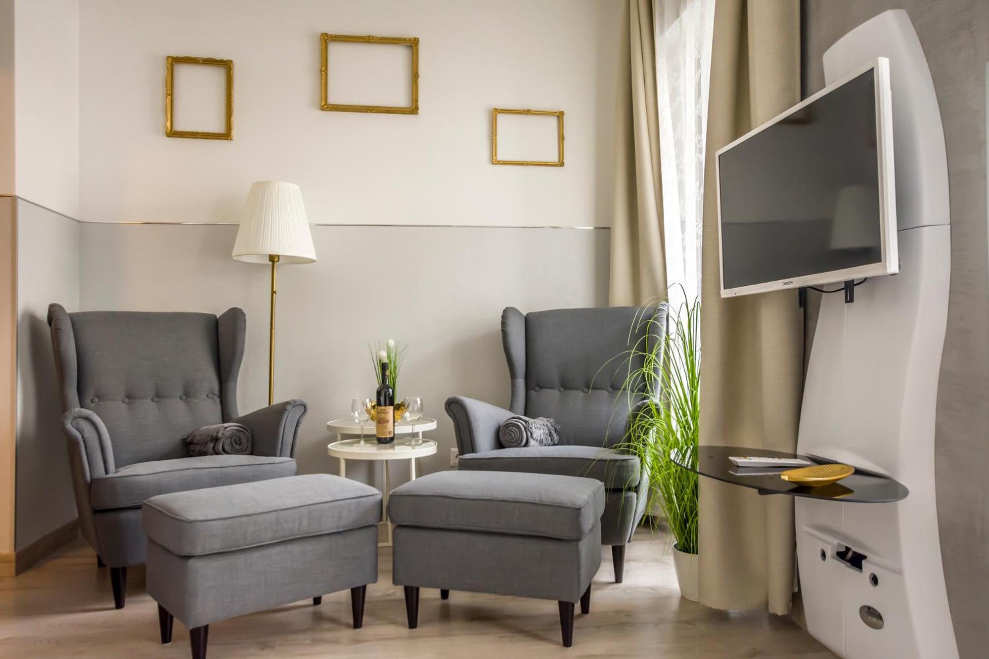 K40 Romantic Deluxe Studio In The City Center Budapest Extérieur photo